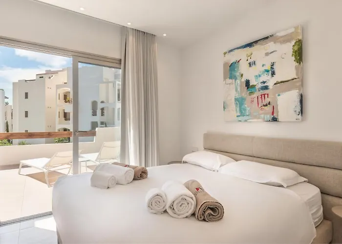 Bentor 3-3 Penthouse Pool View & Jacuzzi 2b