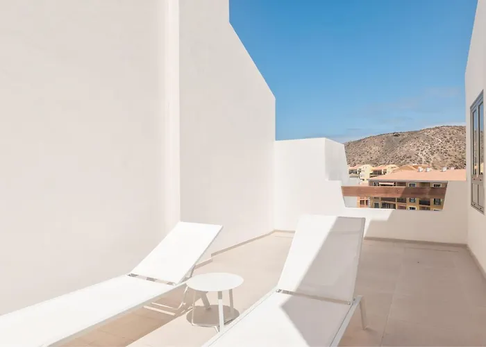 Bentor 3-3 Penthouse Pool View & Jacuzzi 2b Vakantiehuis Palm-mar