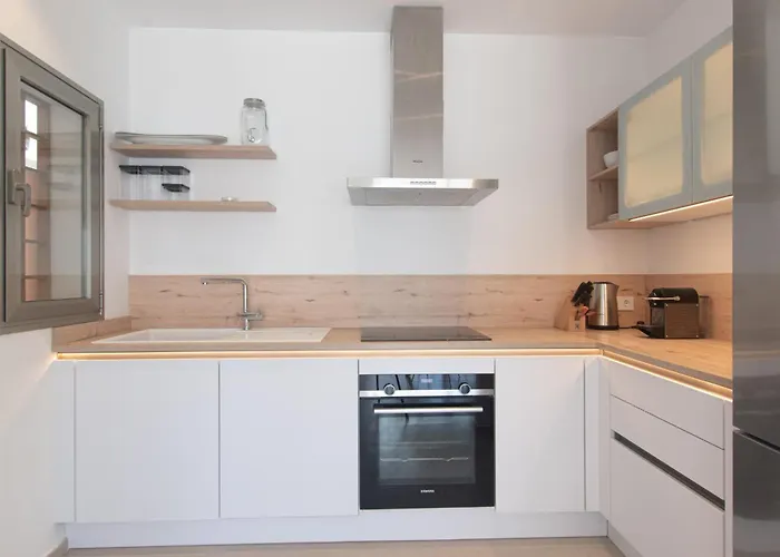 Bentor 3-3 Penthouse Pool View & Jacuzzi 2b *